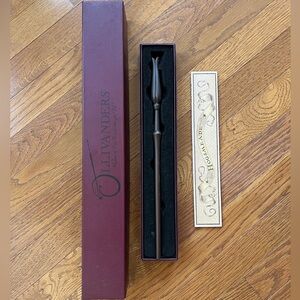 Luna Lovegood Wand & Olivanders Wand Box